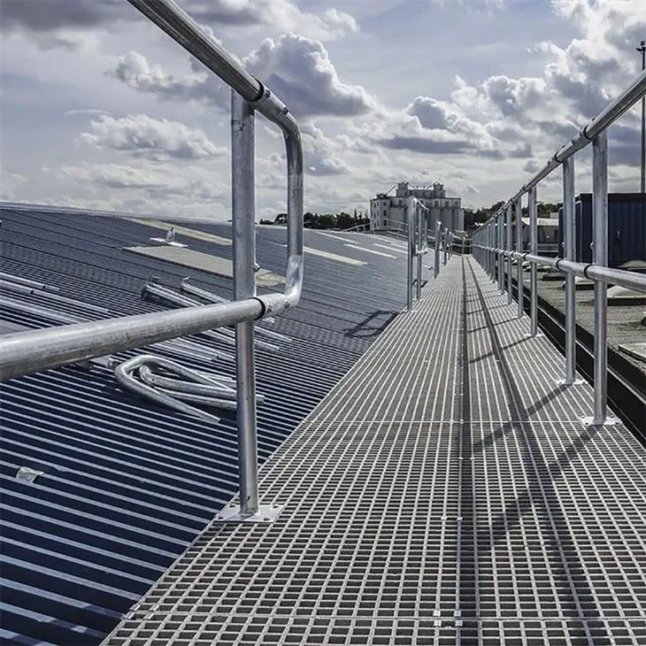 Walkway solar roof project case